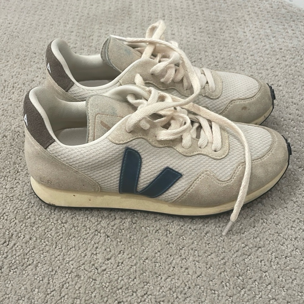 VEJA SDU REC Alveomesh Sneakers in Natural & blue Natural California